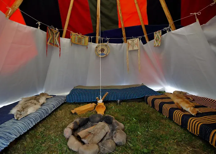 Wapiti Luxe tent Zalasowa